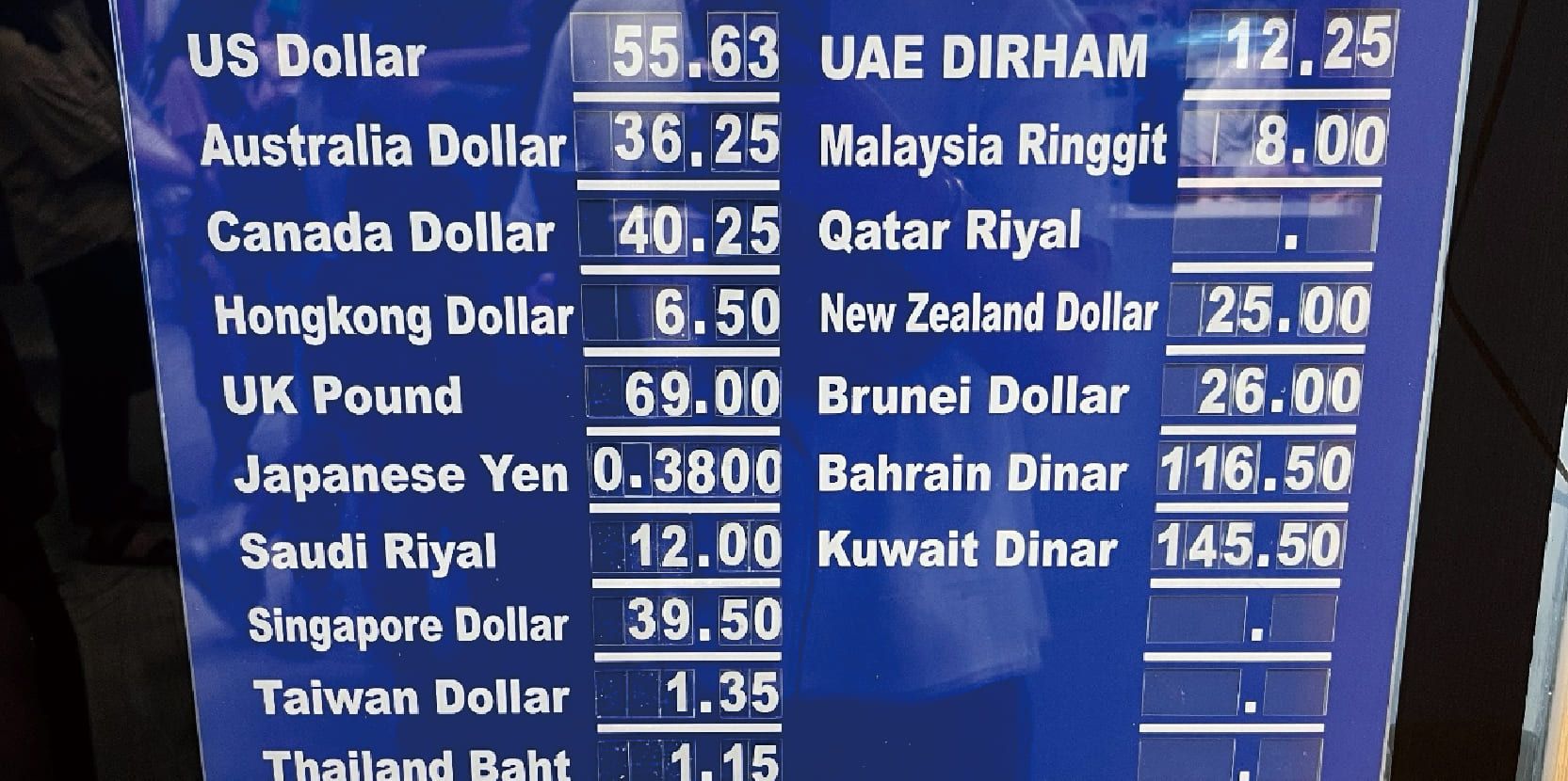 philippines-currency-exchange｜遨圖遊學OutTo Study