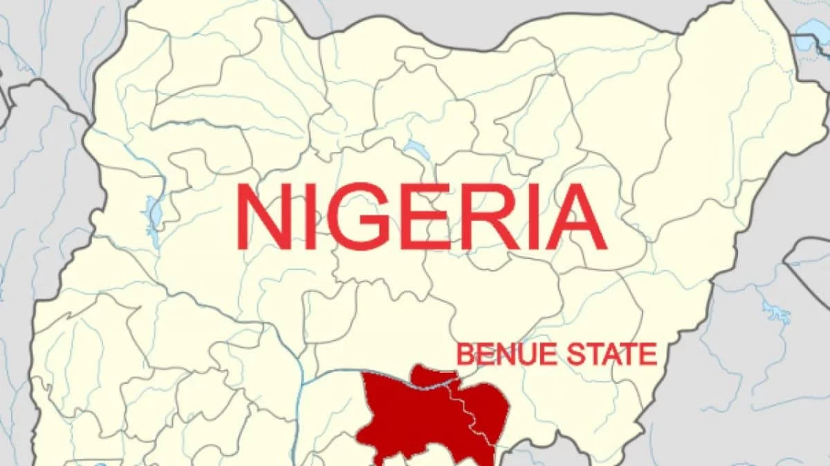 Motorists, passengers stranded as tanker drivers barricade road in Benue