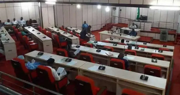 Benue Assembly recommends suspension of SUBEB Chairman for lack of competence 