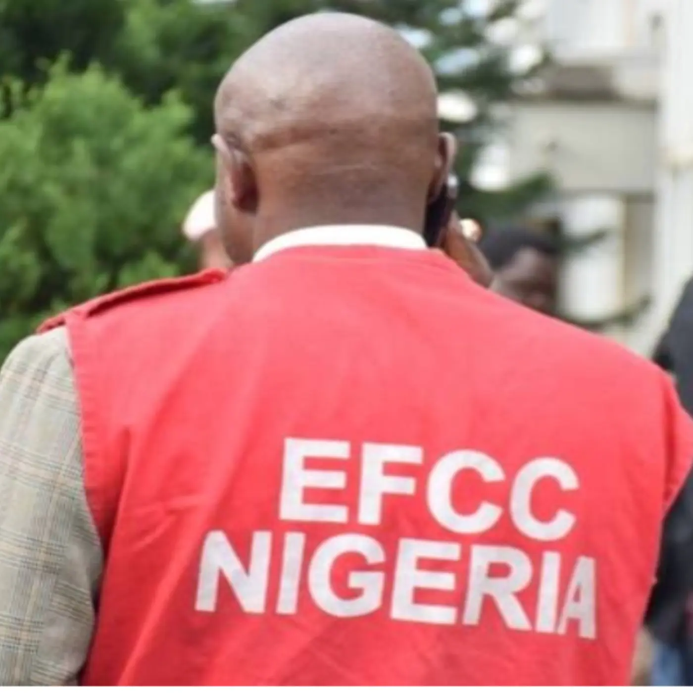 EFCC operatives raid MKO Abiola Stadium, Obasanjo library, arrest youths