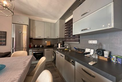 Photo Gallery - Image 9