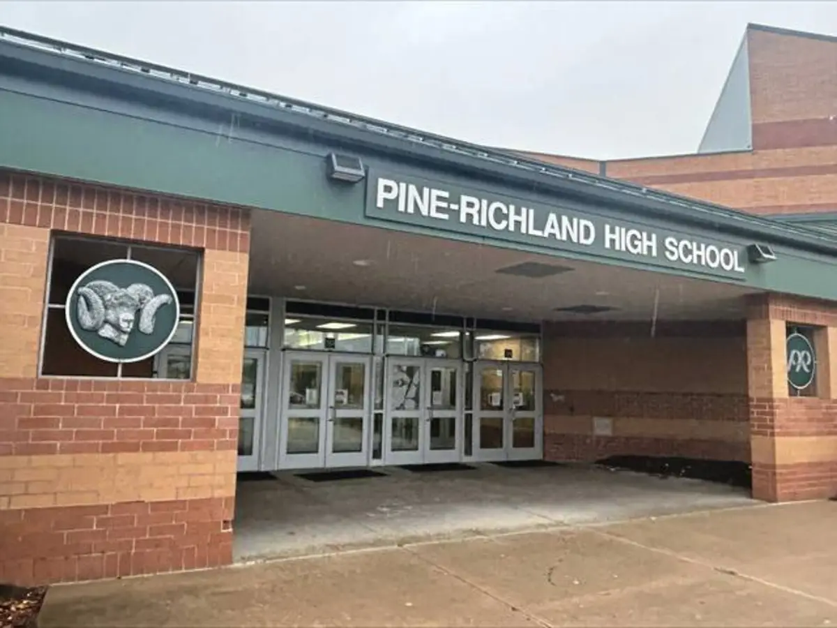 Pine-Richland repeals library book policy