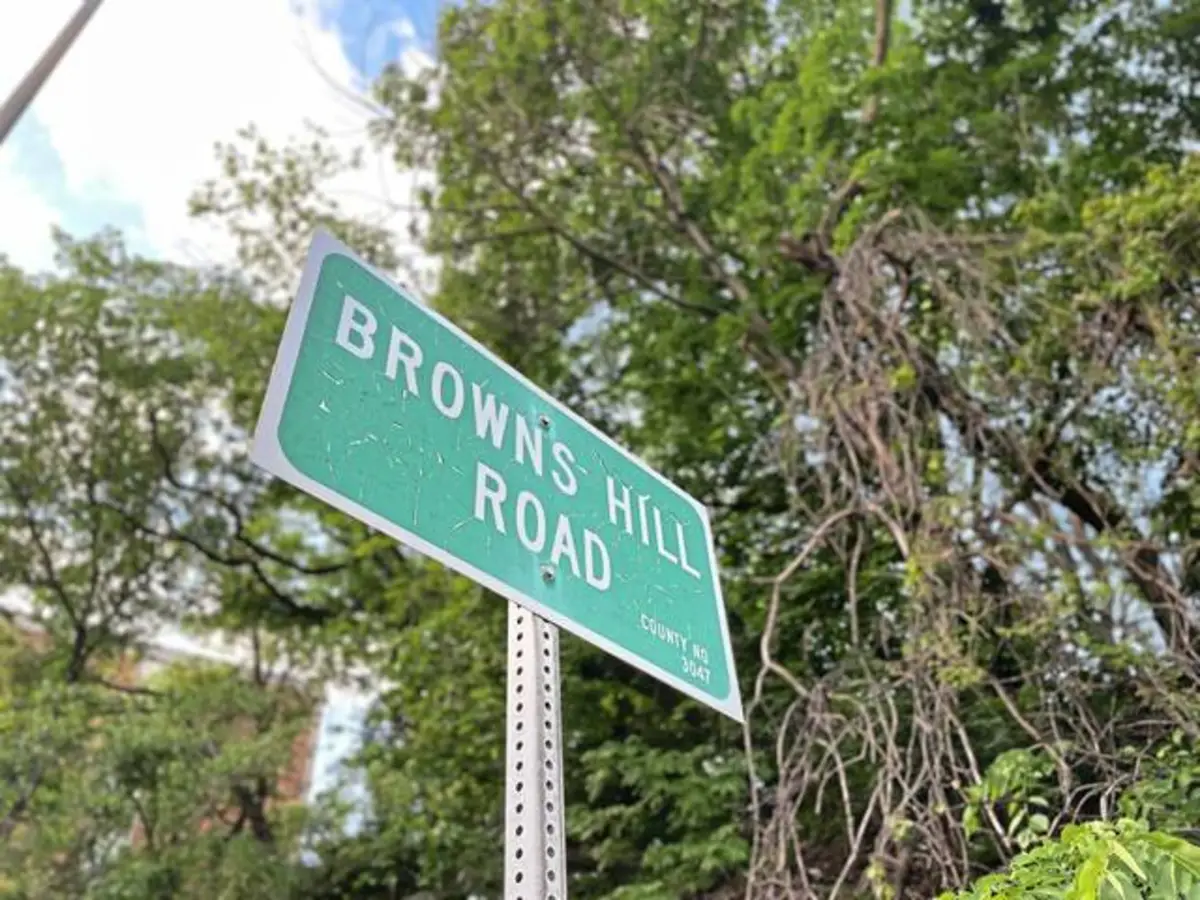 Pittsburgh begins red-light enforcement at major Squirrel Hill intersection