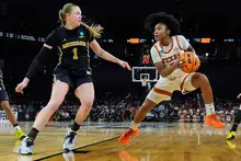 Eyes of Texas on women’s Final Four again after Longhorns beat Michigan in regional final