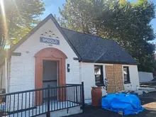 Car crashes into Edgewood coffee shop weeks before opening