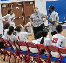 Jeannette girls lock in, defeat Riverview with defense
