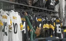 Steelers fans revel in ‘nail-biter’ victory over Ravens, berth in NFL playoffs