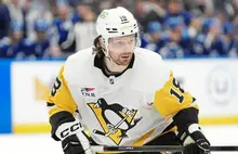 Penguins notebook: Forward Tommy Novak practices on 2nd line