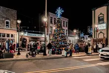 Sharpsburg holiday celebration draws a crowd