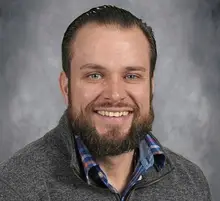 Riverview administrator receives recognition from Penguins as top principal