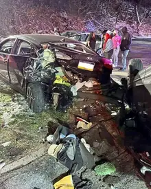3 injured in Penn Hills crash