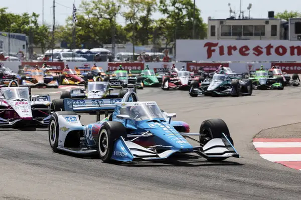 IndyCar starts season with big stars, big hopes, new TV partner