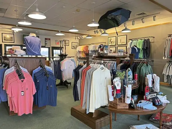 Oakmont Country Club reopens gift shop, features 2025 Open