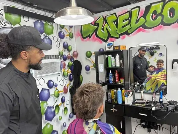 Head of the class: Bloomfield barber gives free back-to-school haircuts for children