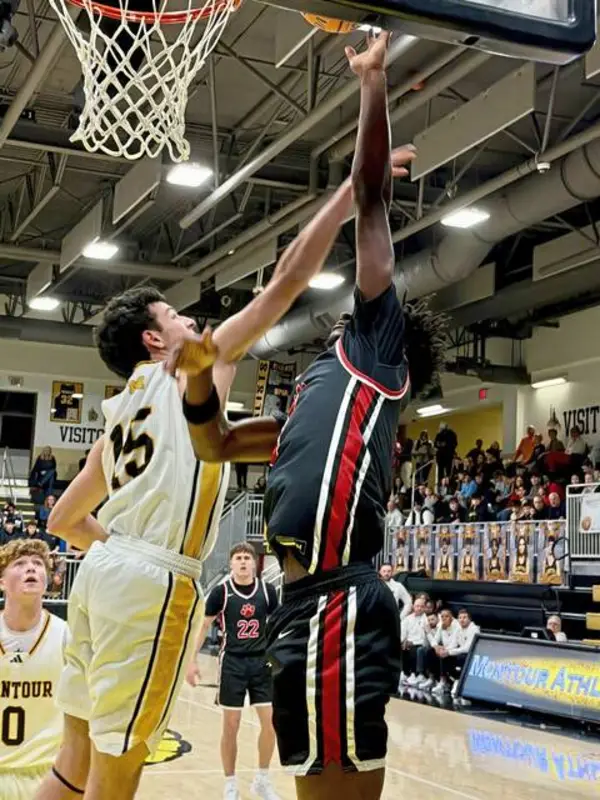 Moon gets past Montour in OT in hard-fought regular-season finale