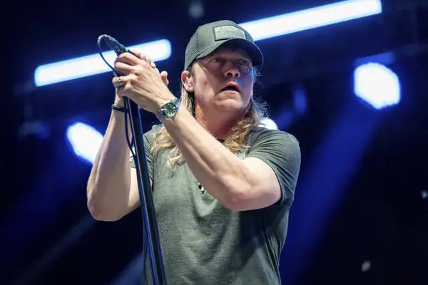 3 Doors Down singer Brad Arnold reveals Stage 4 cancer diagnosis