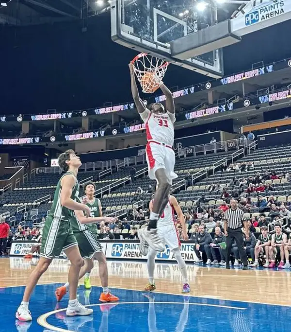 Sewickley Academy steps into spotlight, fends off Pine-Richland at PPG Paints Arena