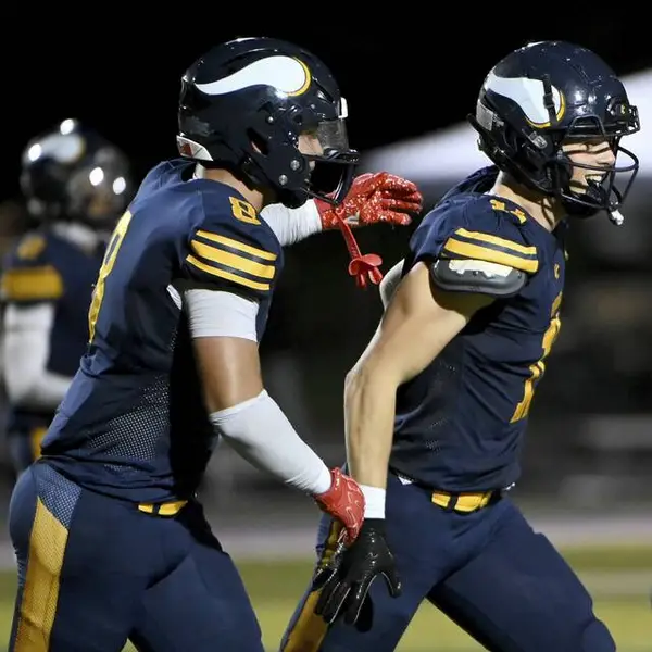 Central Catholic edge rusher Ashton Blatt commits to North Carolina