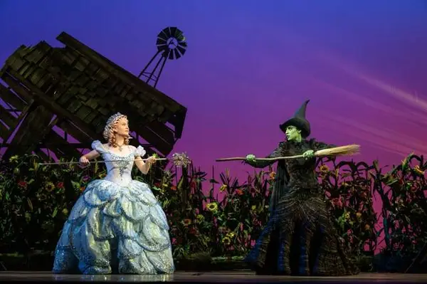 Review: Latest ‘Wicked’ production at Benedum Center is as enchanting as ever