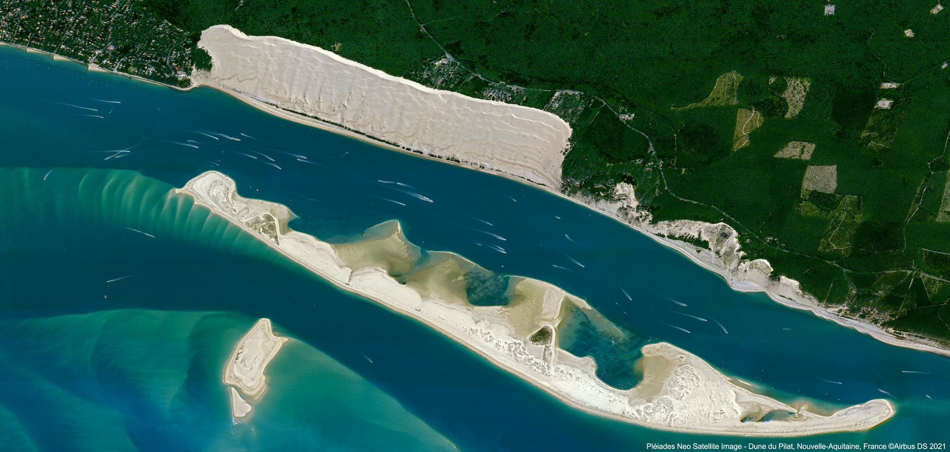 Dune du Pilat, France Satellite image from Pléiades Neo thumbnail
