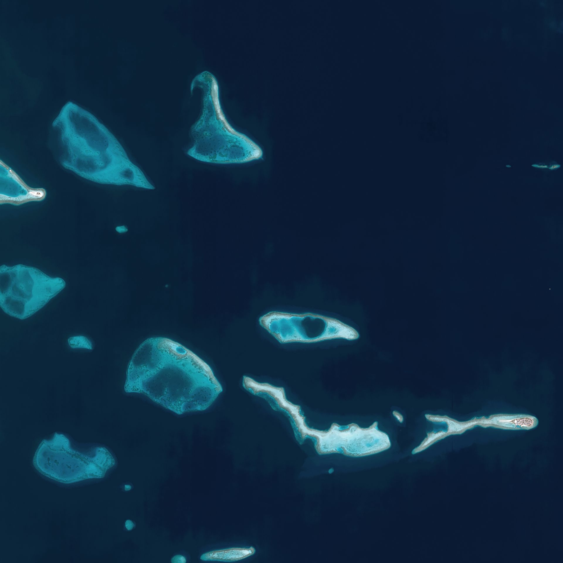 Maldives Archipelago High Quality Satellite Image thumbnail