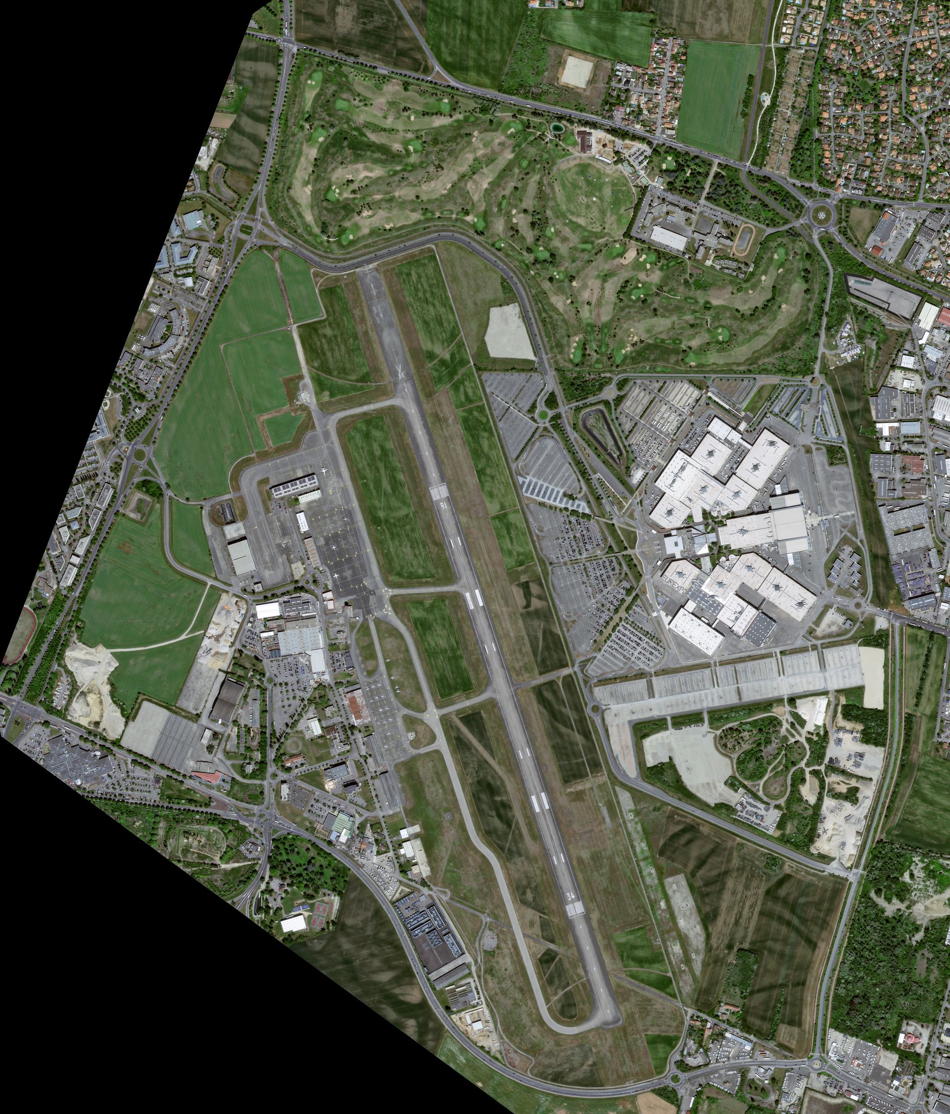 Lyon Airport, France, Very High-Resolution Imagery thumbnail
