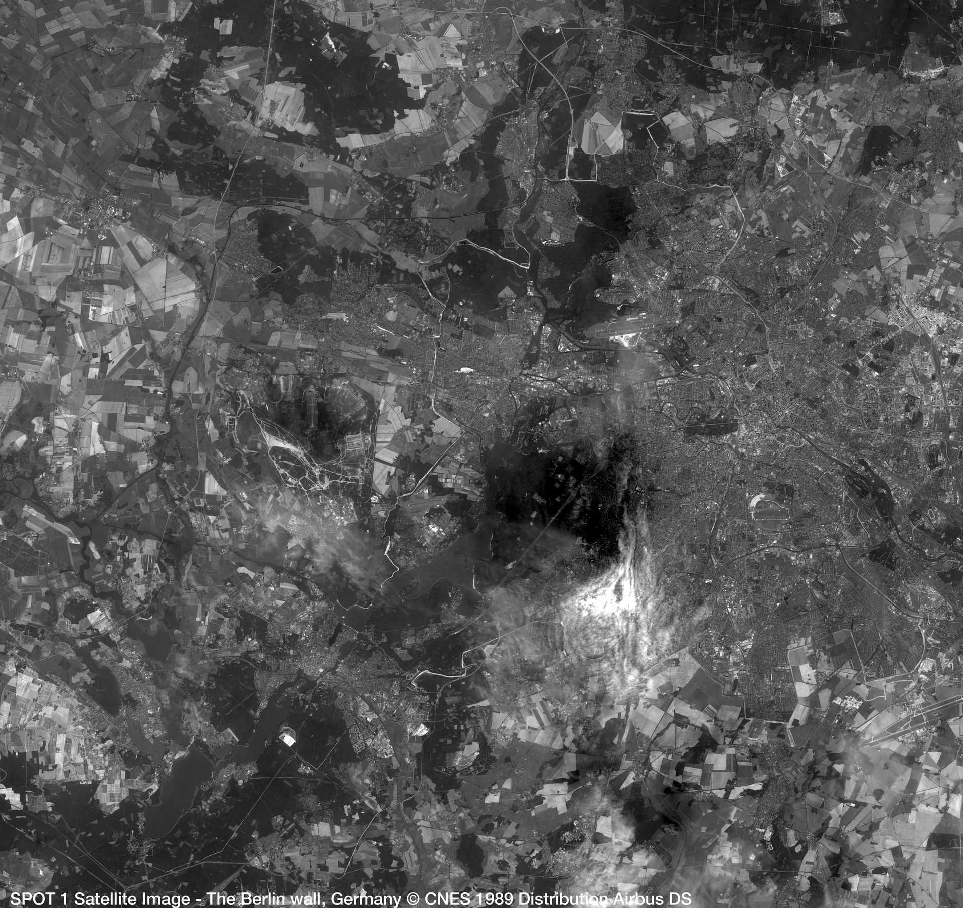 30th anniversary of the fall of the Berlin wall, Germany Satellite image from SPOT 1 thumbnail