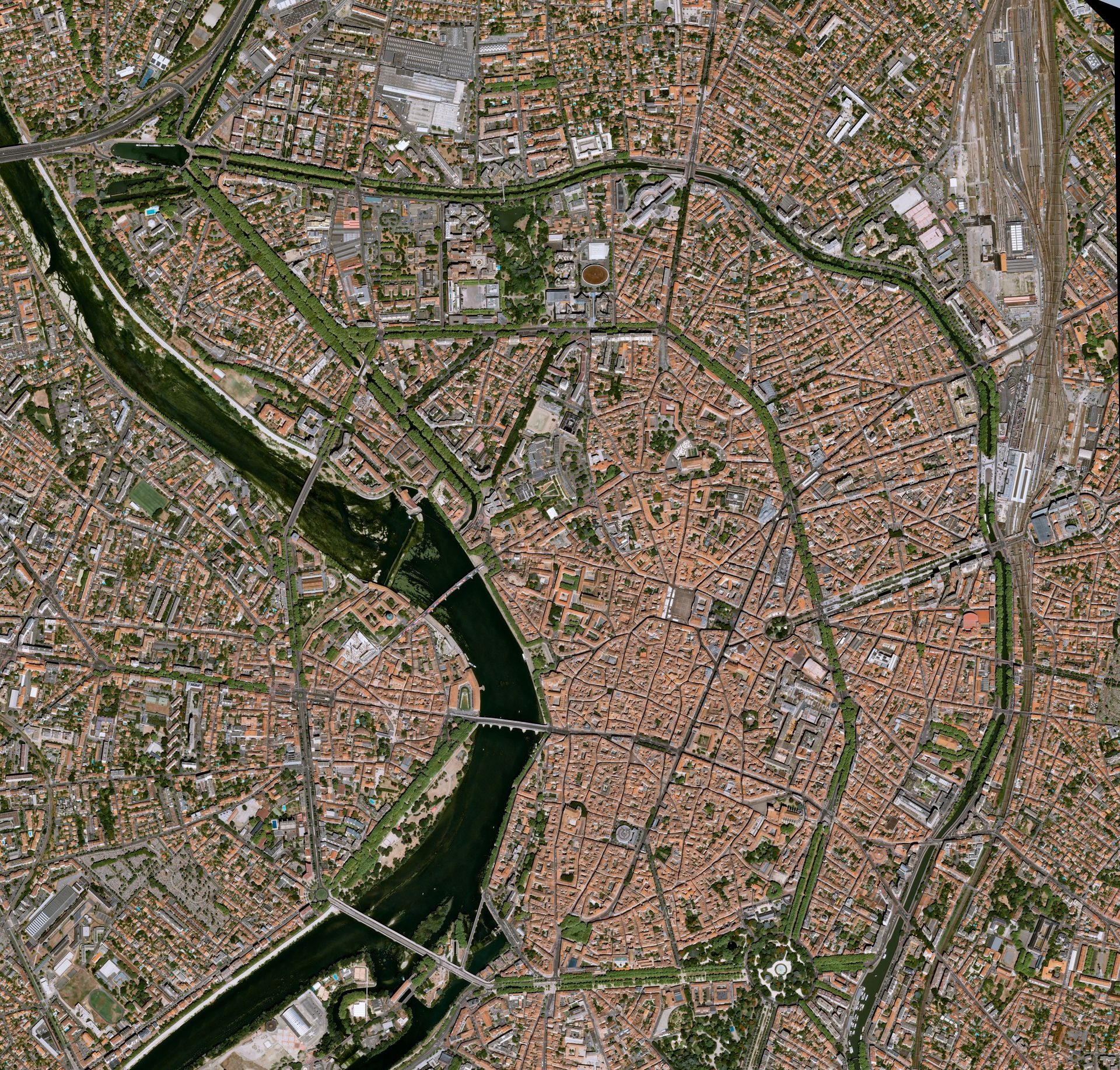 Toulouse, France, Very High-Resolution Imagery thumbnail