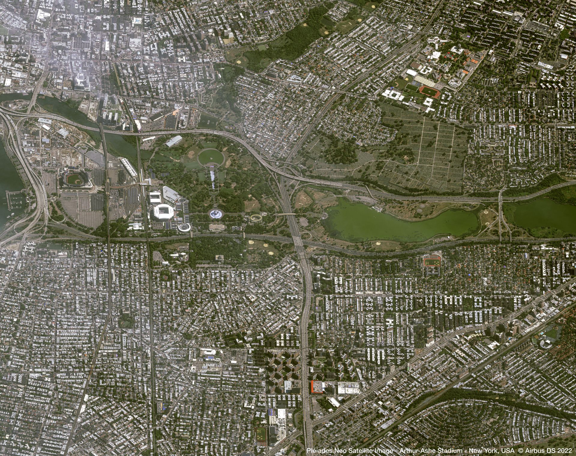 Arthur-Ashe Stadium, New York Satellite image from Pléiades Neo thumbnail