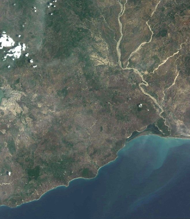 Sample satellite Imagery SPOT 6 Primary - Kupang, Indonesia Sample satellite Imagery SPOT 6 Primary - Kupang, Indonesia
