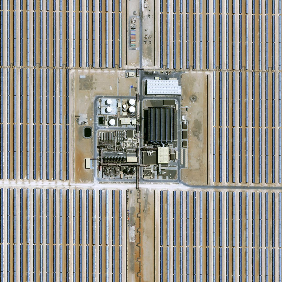 pleiades-neo_Shams_EAU_zoom.jpg pleiades-neo_Shams_EAU_zoom.jpg