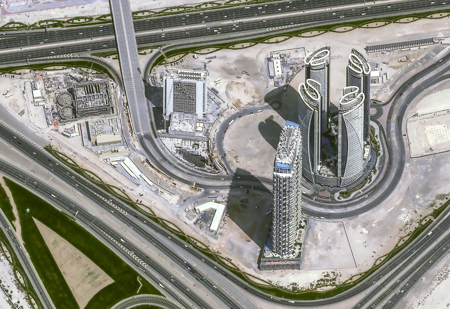 Dubai satellite image by Pléiades Neo 30 cm native resolution Dubai satellite image by Pléiades Neo 30 cm native resolution