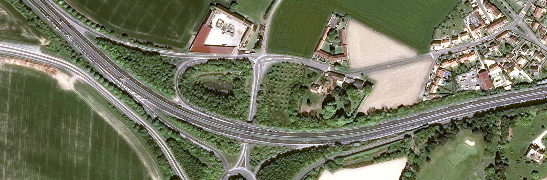 Pléiades imagery combined with Disaitek’s AI algorithm Pléiades imagery combined with Disaitek’s AI algorithm