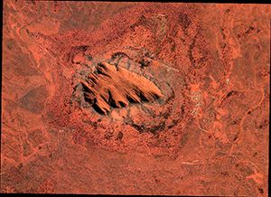 Sample satellite Imagery SPOT 7 Ortho - Uluru, Australia Sample satellite Imagery SPOT 7 Ortho - Uluru, Australia