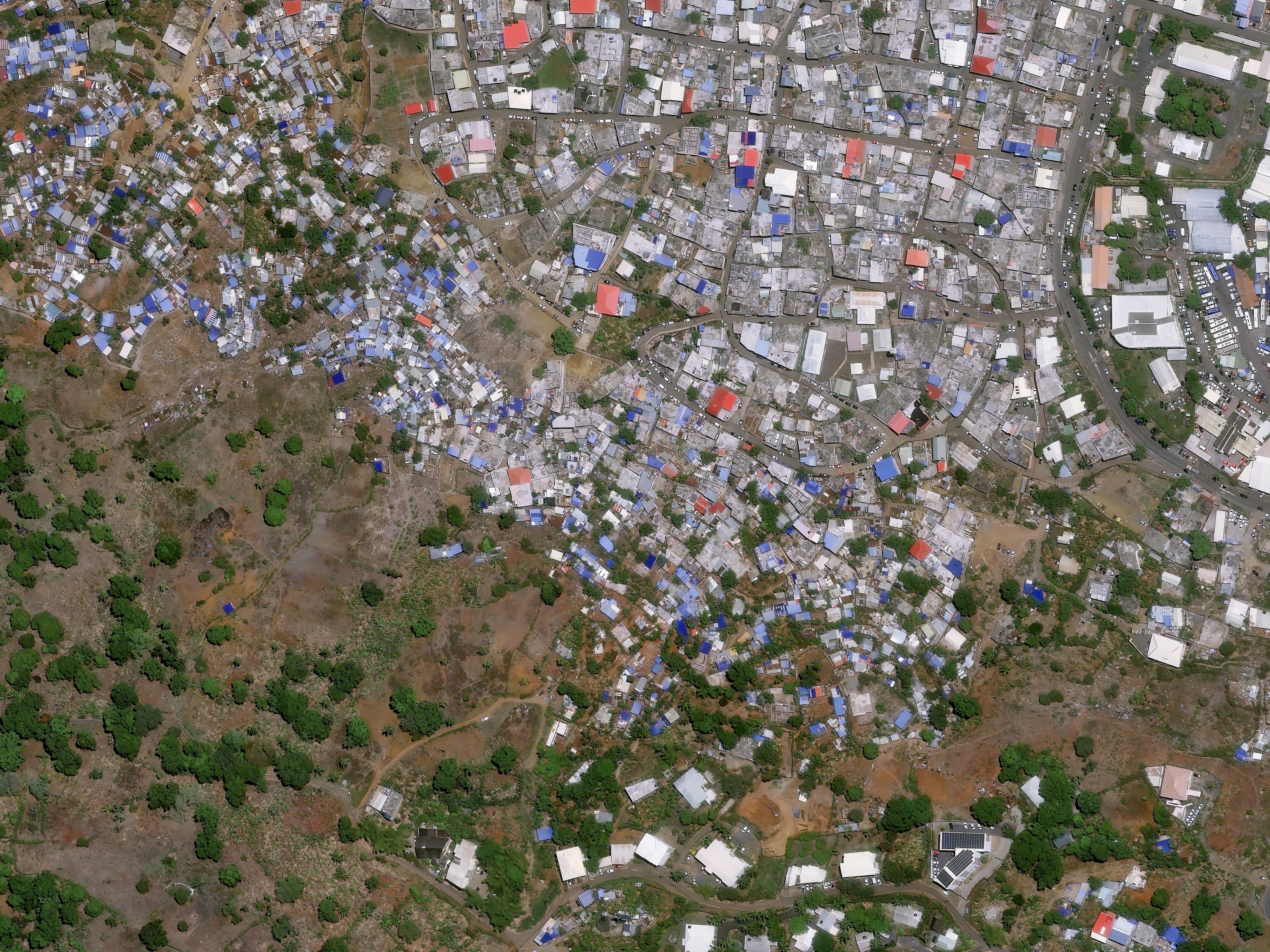Mamoudzou Pléiades Neo HD15 imagery zoom