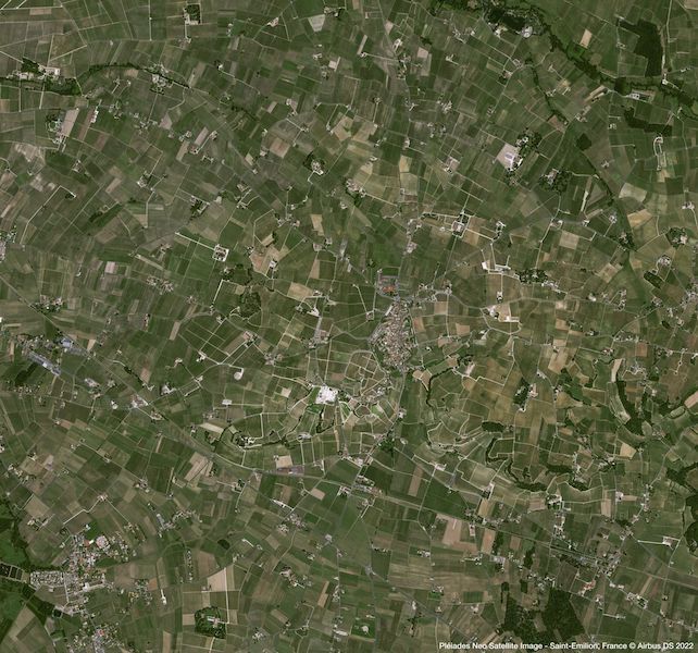 Vines in Saint-Émilion Satellite image from Pléiades Neo Vines in Saint-Émilion Satellite image from Pléiades Neo