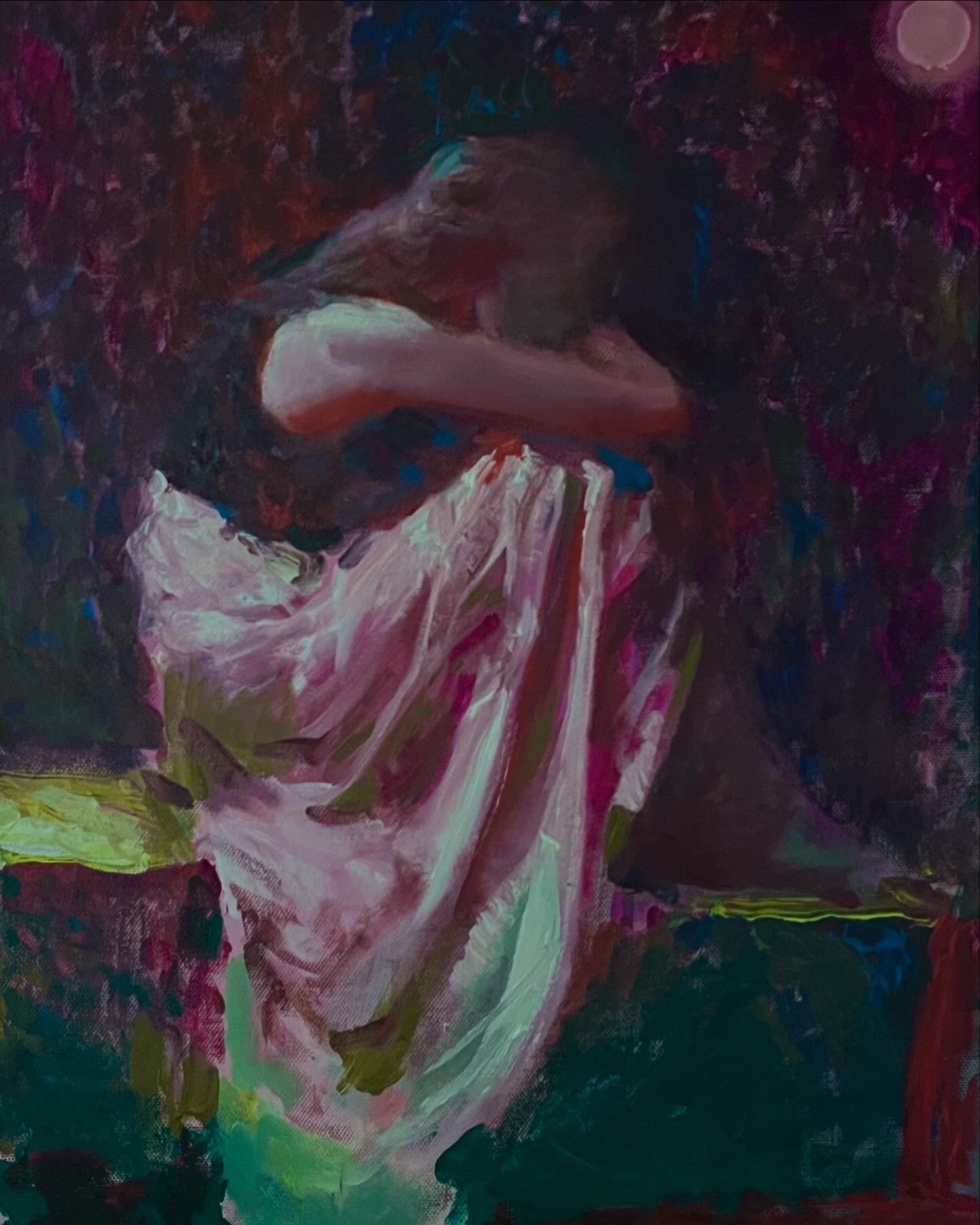 this painting depicts a woman draped in a pink cloth, her head bowed down, her face obscured. the background is a dark, textured, abstract wash of blues, greens, and purples. the painting evokes a sense of sadness and melancholy, perhaps loneliness. the loose brushstrokes and expressive lines create a sense of urgency and emotion. the painting suggests a moment of deep reflection and introspection, perhaps a moment of grief or loss.