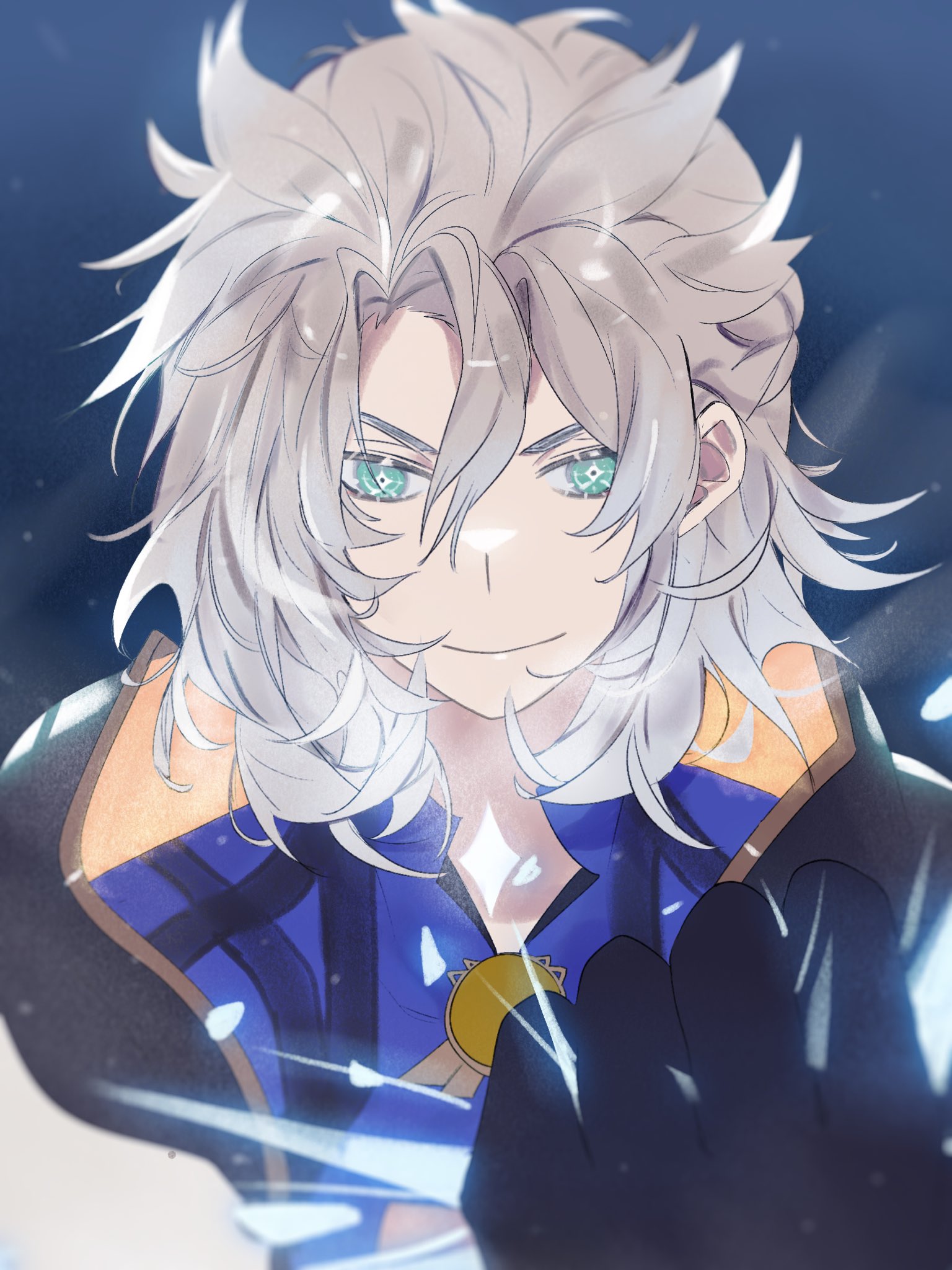 a closeup portrait of a young anime boy with long, white hair and green eyes. he is wearing a blue and black outfit with gold accents and a starshaped marking on his chest. the background is filled with blue and white light effects, giving the image a magical and ethereal feel.