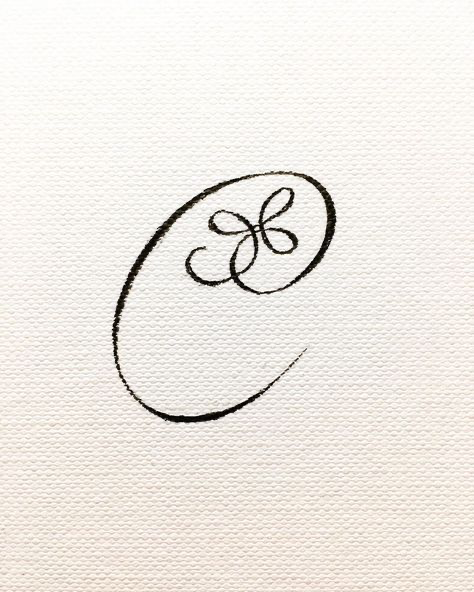 a black cursive letter "c" with a flourish drawn on a white background. the "c" is drawn with a thick line and the flourish is delicate and intricate. the background is a plain white canvas.  the calligraphy is simple and elegant.