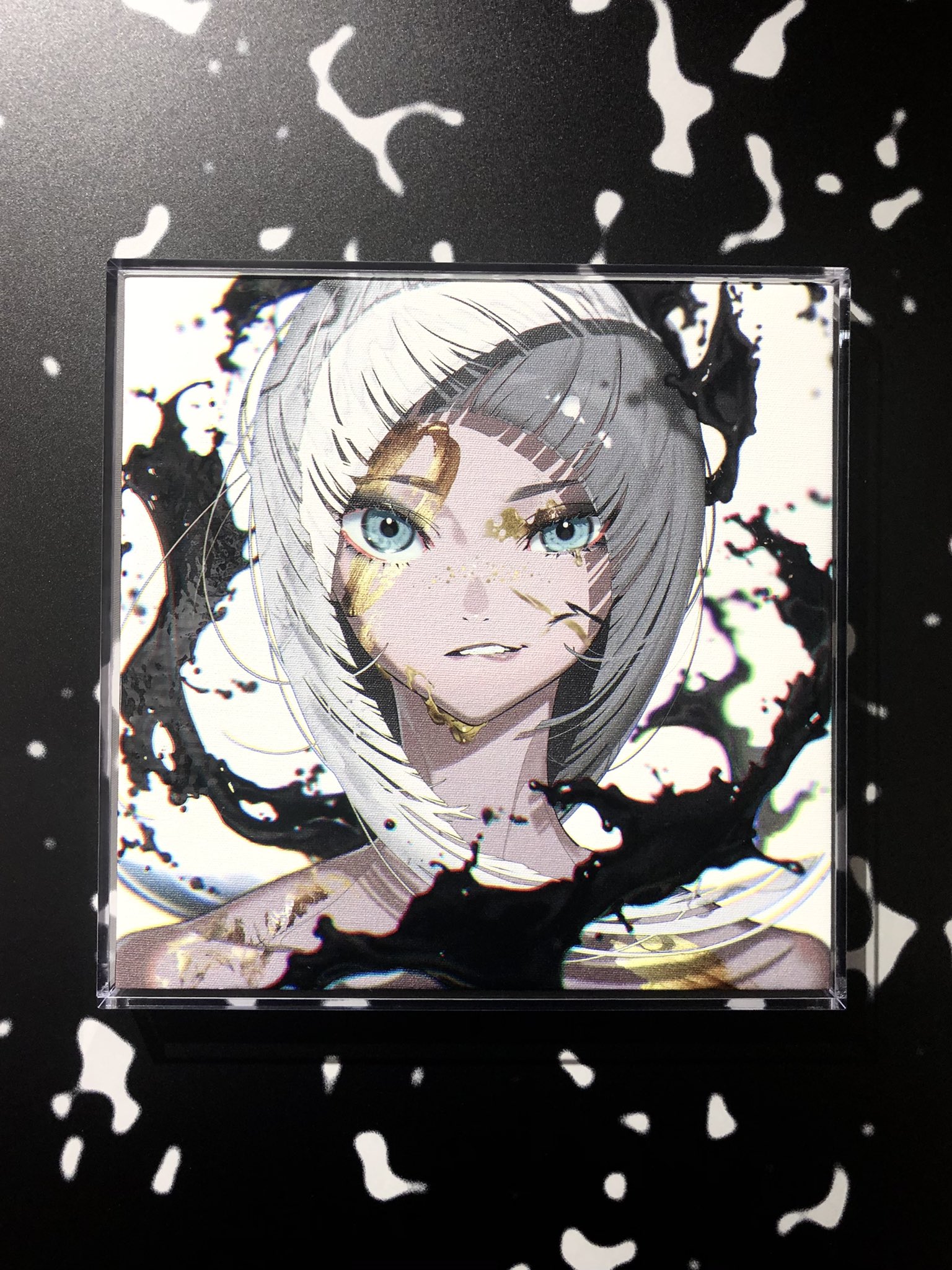 the image showcases a digital illustration of a young woman with white hair and striking blue eyes. her portrait is styled with a black and gold color scheme, and her features are partially obscured by abstract black and white shapes that evoke a glitching effect. the overall aesthetic combines elements of anime, glitch art, and cyberpunk.