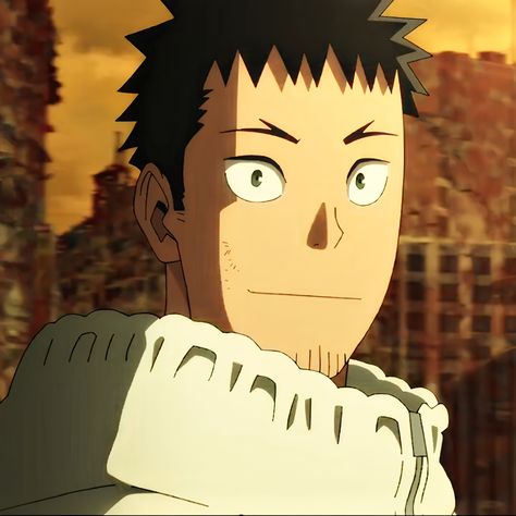 this is a closeup portrait of an anime man with short black hair and green eyes. he is wearing a white hooded jacket and has a smirk on his face. the background is a blurred cityscape with orange and yellow hues, suggesting a fire or sunset. the overall lighting is bright, casting shadows on the man's face. the perspective and composition create a sense of depth and draw attention to the man's expression.