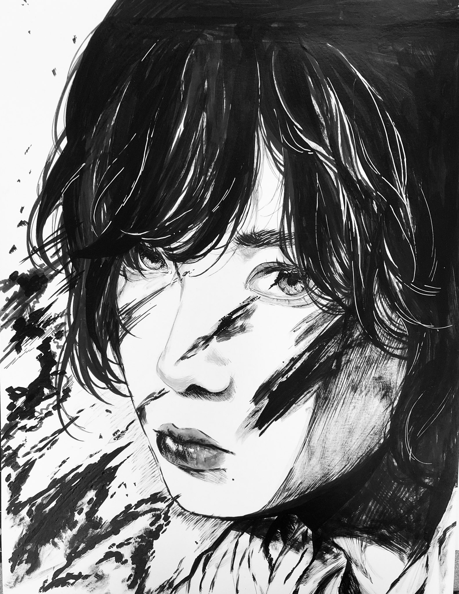 a black and white portrait of a woman with her hair covering most of her face. the drawing is done with ink and has a grunge and abstract feel to it. the woman's eyes are intense, and she has brushstrokes around her face, creating a dramatic and mysterious effect. the artwork has a contemporary and edgy style, with a focus on fashion and beauty.