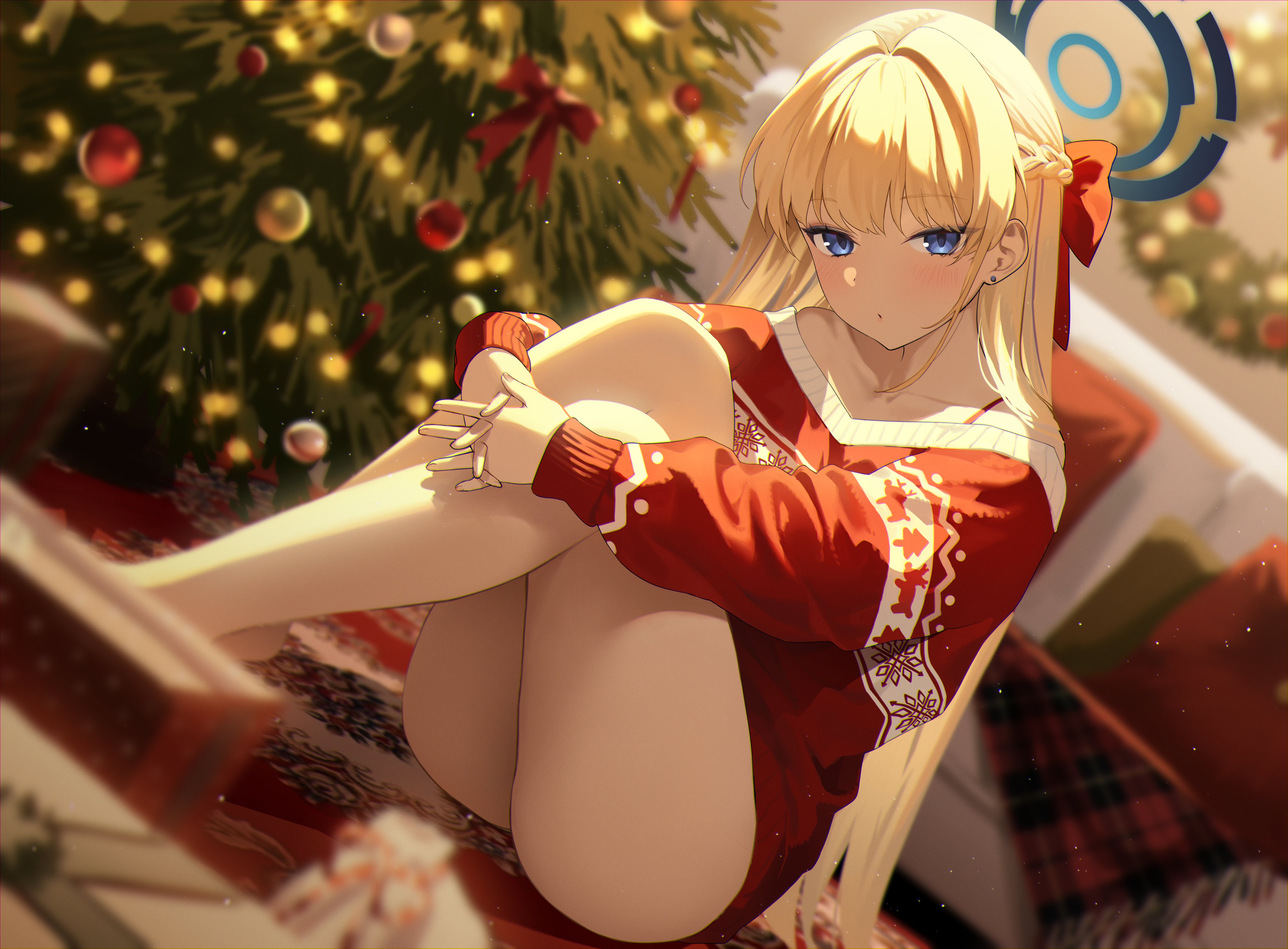 the image shows an animestyle girl with long blonde hair and blue eyes. she is wearing a red christmas sweater with white snowflake patterns and a red bow in her hair. she is sitting on a rug in front of a christmas tree with presents nearby. the overall mood of the image is festive, cozy, and warm.