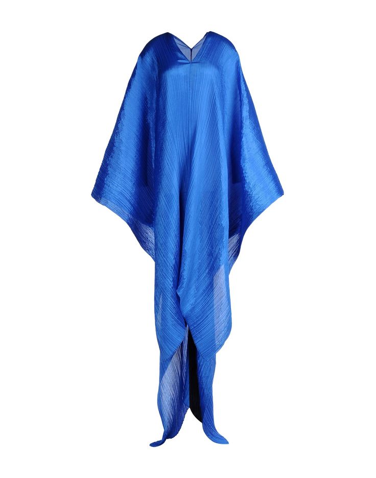 a blue, pleated kaftanstyle dress with a vneck is displayed against a white background. the dress has wide sleeves and a long, flowing silhouette, creating a dramatic and stylish appearance.