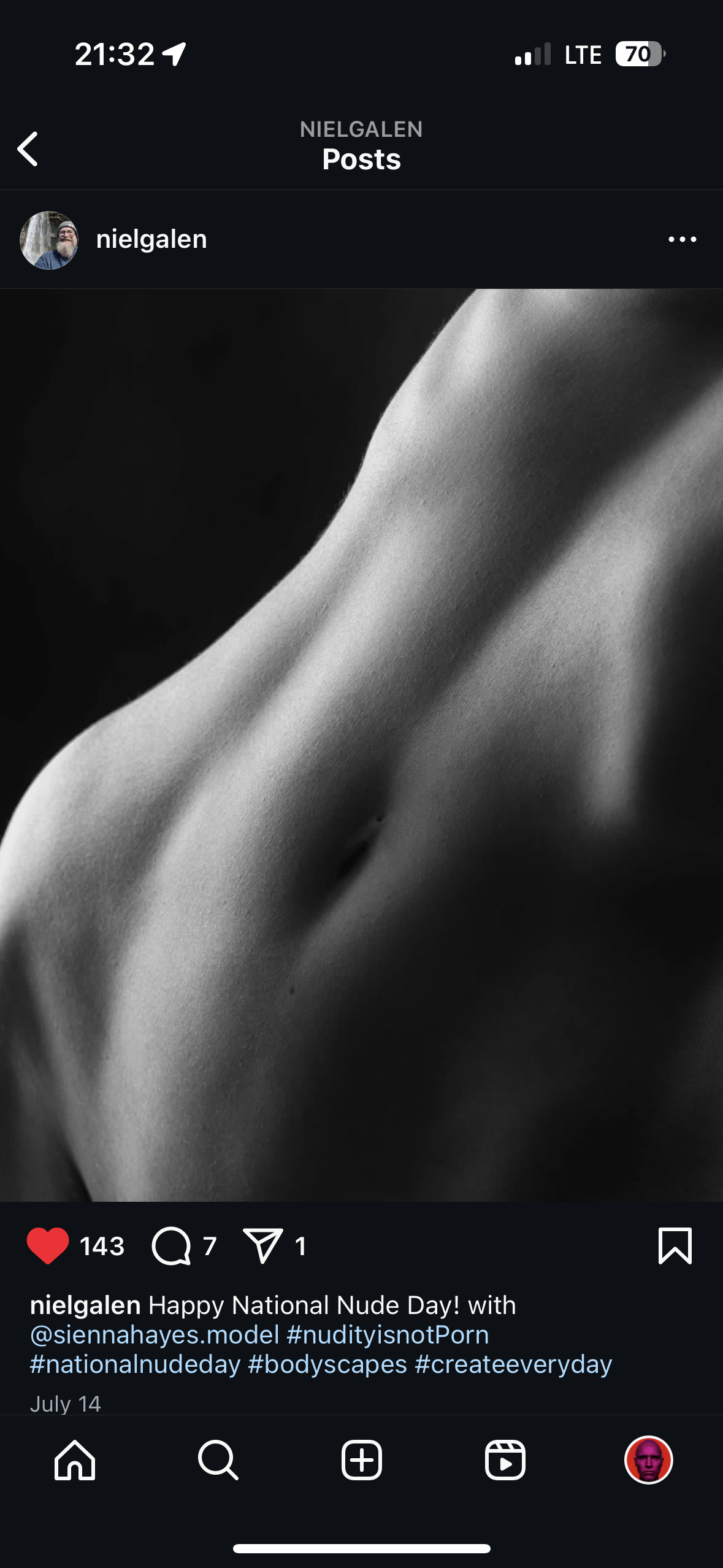 the image shows a closeup, black and white instagram post featuring a photograph of a woman's torso. the image is artistic and focuses on the curves and form of the body. the caption mentions it's in celebration of national nude day and credits the model sienna hayes, including relevant hashtags. the instagram interface is visible, showing likes, comments, and the user's profile.  the time and network status are visible at the top.