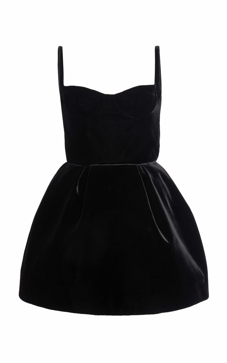 this is a black, velvet, strapless mini dress with a sweetheart neckline. the dress is fitted at the bodice and flares out at the skirt. it is perfect for a cocktail party or evening event.