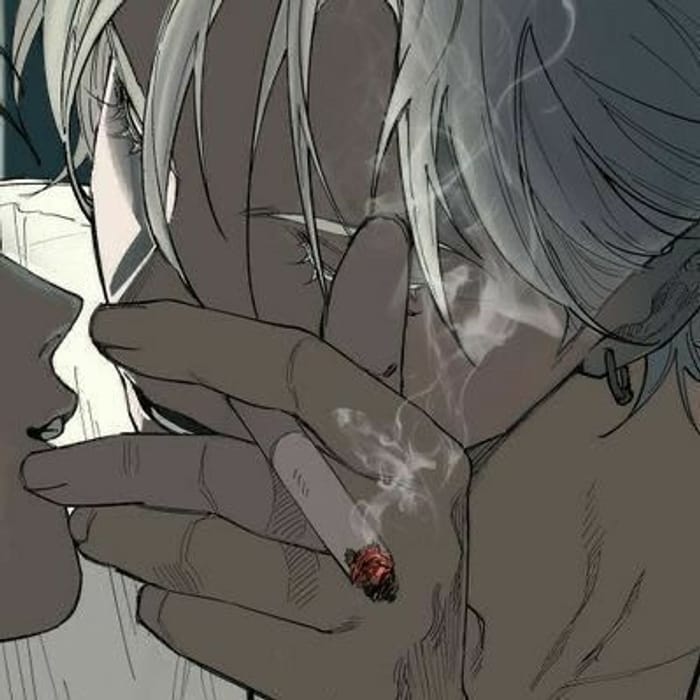 profile picture for wings (fujoshi)