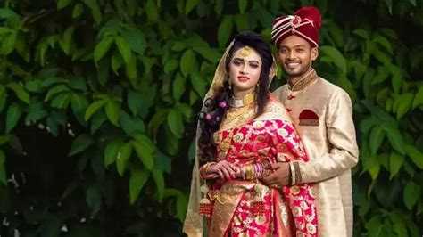 Najmul Hossain Shanto with his wife