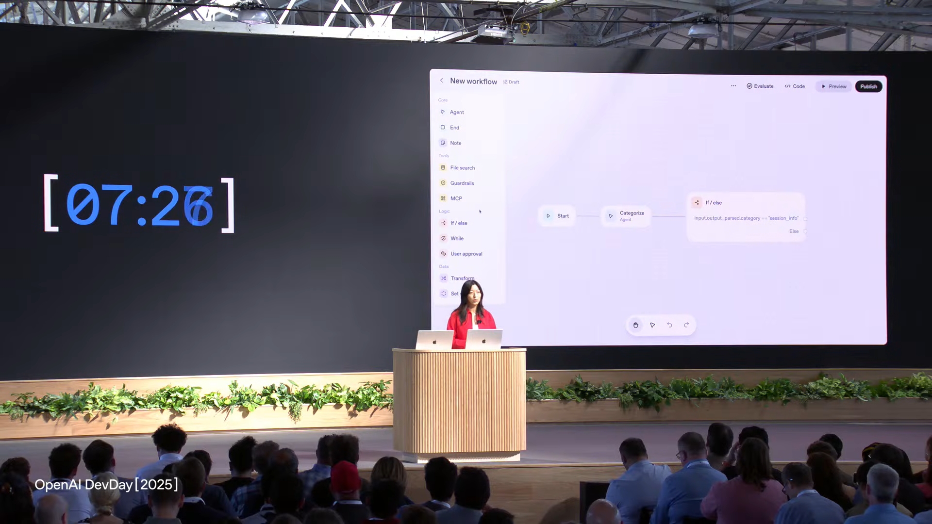 クリスティーナ氏によるAIアプリ作成のデモンストレーション