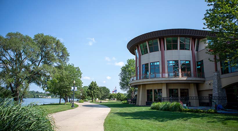 Pacific Vein Care's vein treatment center services Elgin, IL